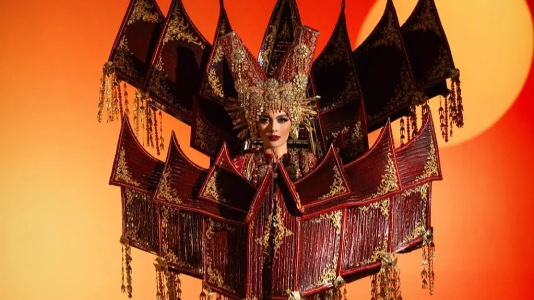 Busana Payakumbuah Nova Liana di Miss Grand International 2024