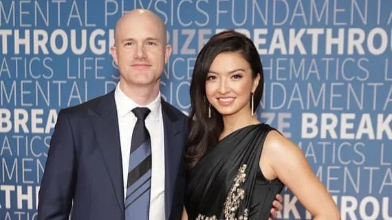 Raline Shah Diduga Menikah Diam-diam Dengan CEO Coinbase