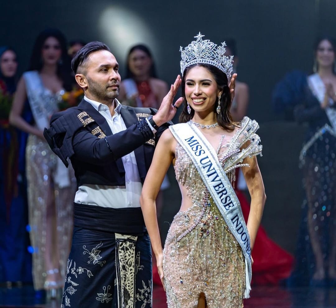 Clara saat dinobatkan menjadi pemenang Miss Universe 2024. Foto: Dok. Instagram @missuniverseindonesia2024