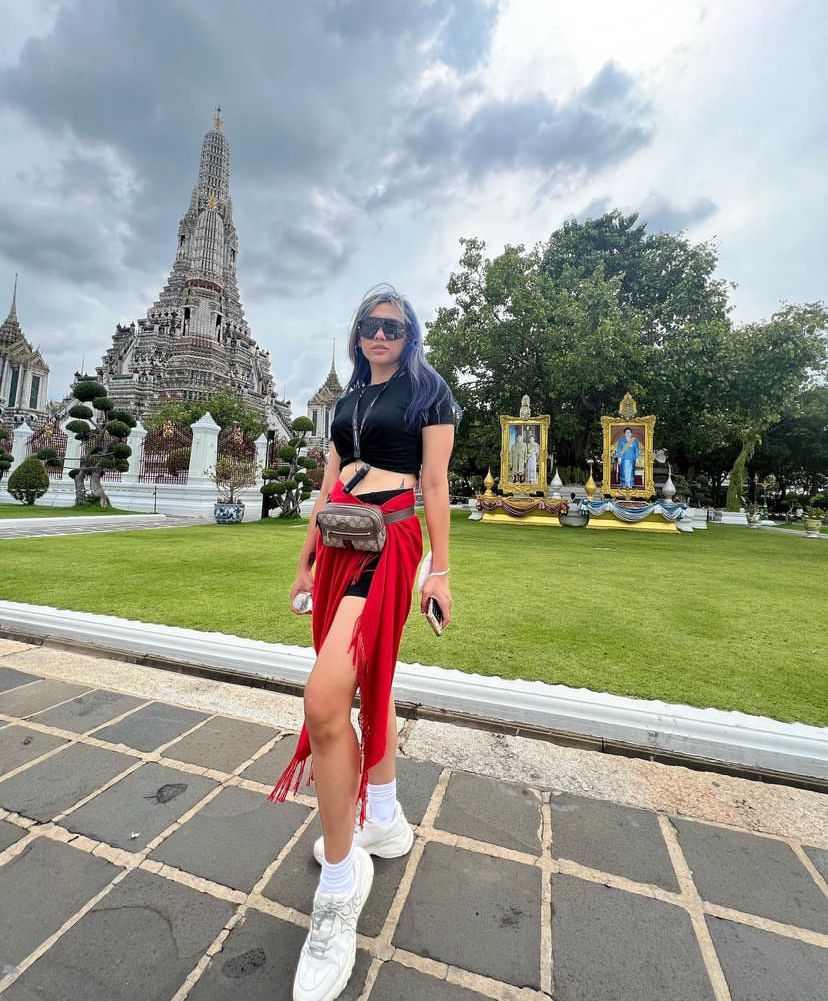 Yolla Yuliana berkunjung ke Thailand. Foto : Instagram/yollayuliana1515
