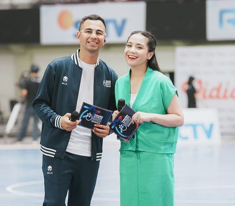 Raffi dan Nagita menjadi pembawa acara. Foto: Dok. Instagram @raffinagita1717
