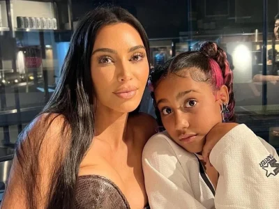 Kim Kardashian dan putri sulungnya, North West. Foto: Dok. Instagram @kimkardashian