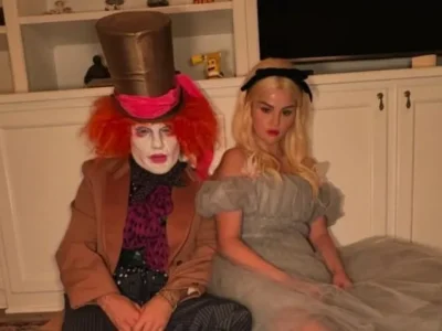 Selena Gomez dan Benny Blanco merayakan Halloween. Foto: Dok. Instagram @selenagomez