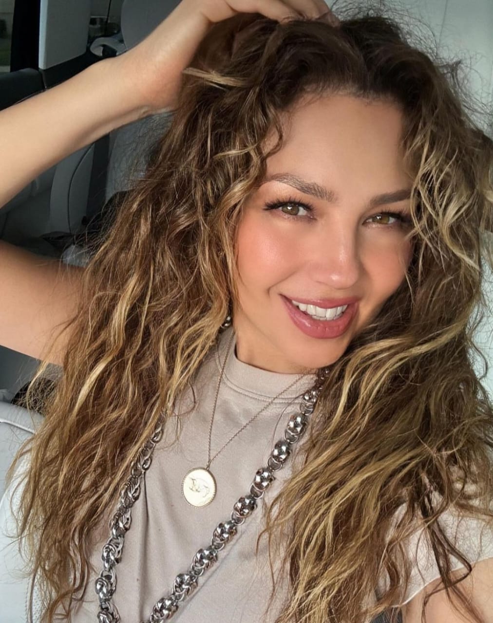 Wajahnya yang awet muda. Foto: Dok. Instagram @thalia