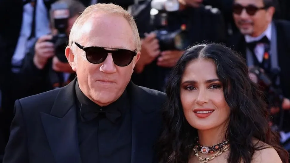 Menikahi Miliarder, Salma Hayek Tetap Cari Uang Sendiri