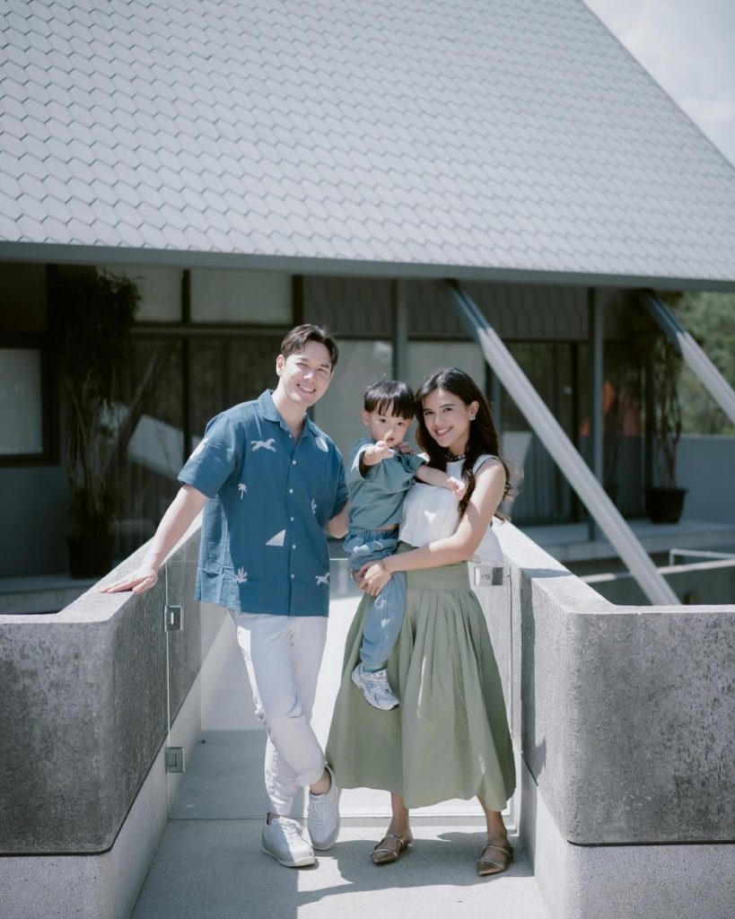 Potret keluarga Audi Marissa dan Anthony Xie (Foto: Instagram/audimarissa)
