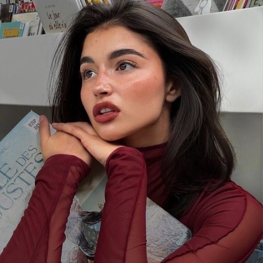 Contoh berry blush makeup (Foto: Instagram/dollieta)