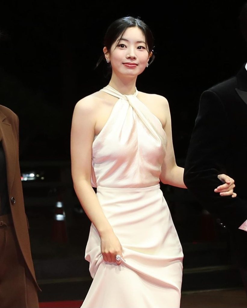 Dahyun TWICE (Foto: Instagram/dububread)