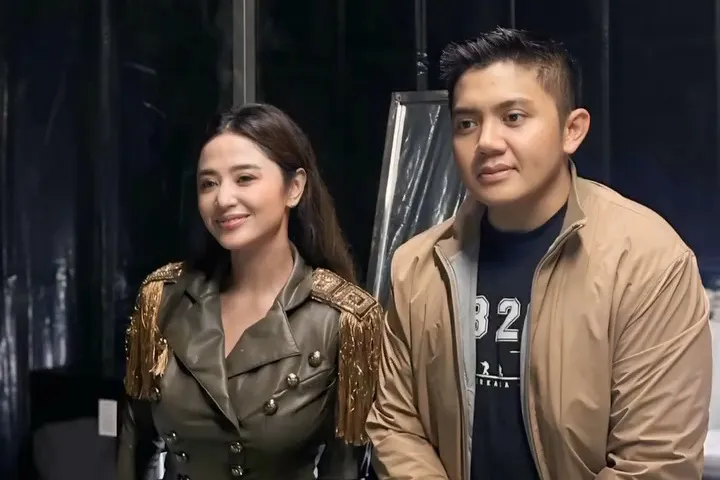 Putus dari Pilot, Dewi Perssik Ramai Dijodohkan dengan Mayor Teddy