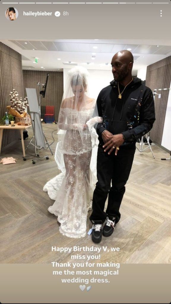 Hailey Bieber bersama mendiang sahabatnya, Virgil Abloh (Foto: Instagram/haileybieber)