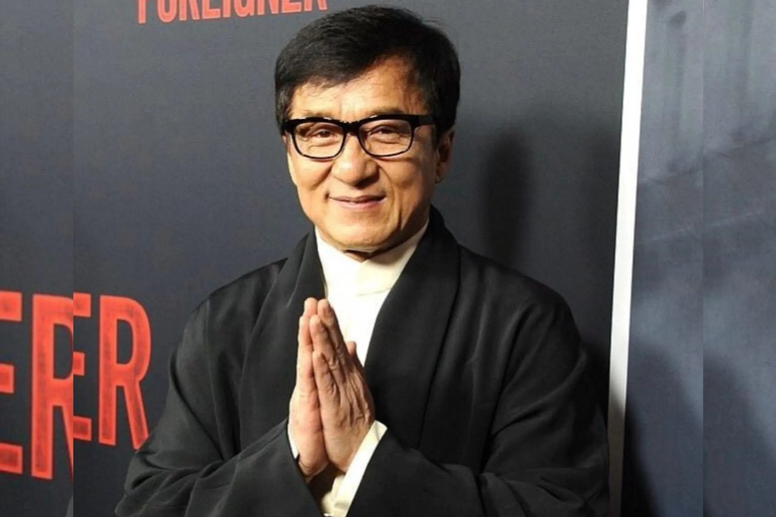 Jackie Chan Pingsan saat Syuting Film ‘Panda Plan’