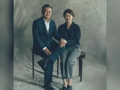 Mantan Presiden Korea Moon Jae In dan anaknya Moon Da Hye (Foto: Dok. The Korea Times)