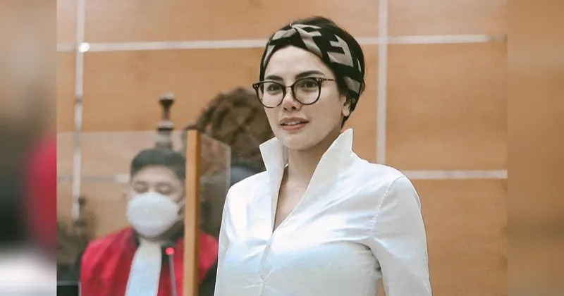 Berencana Umrah Lagi, Nikita Mirzani Minta Doa Terbaik