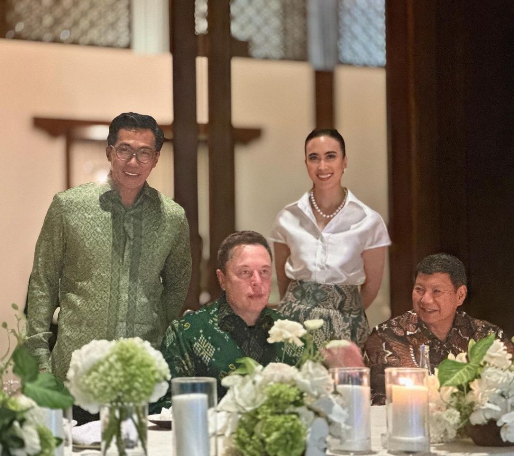 Potret Widiyanti saat berada di salah satu acara bersama Elon Musk (Foto: Instagram/widi.wardhana)