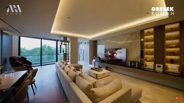 Potret rumah megah Verrell Bramasta. Foto : Instagram.com/bramastavrl