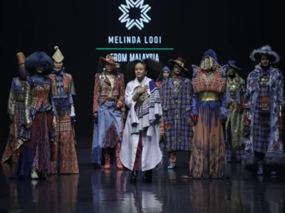 Busana Kreasi Tenun Sumba. (Foto: Naomi/Nyata)