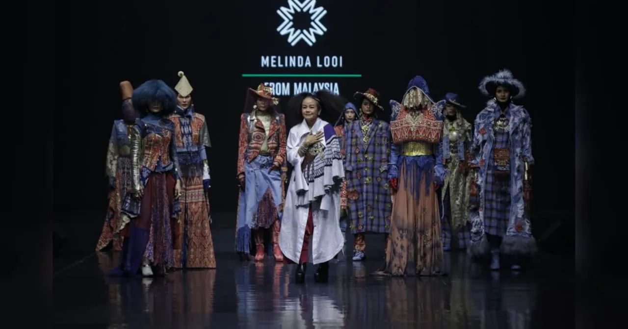 Busana Kreasi Tenun Sumba, Padukan Gaya Tradisional dan Kontemporer