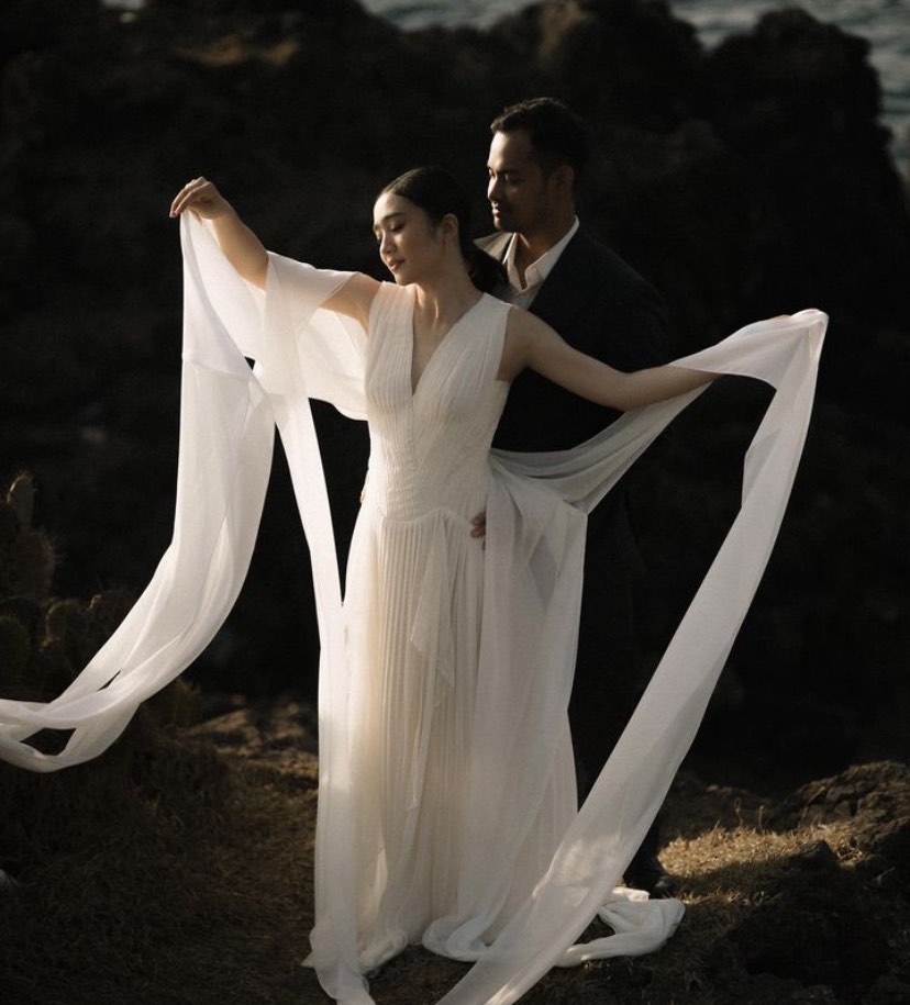 Potret romantis Febby Rastanty dan Drajad Djumantara. Foto : Instagram/febbyrastanty