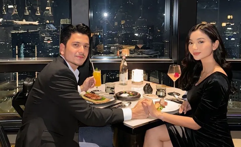Potret Dinner Romantis Glenca Chysara dan Rendi Jhon