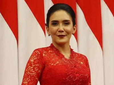 Potret Rieke Diah Pitaloka. Foto : Instagram/riekediahp
