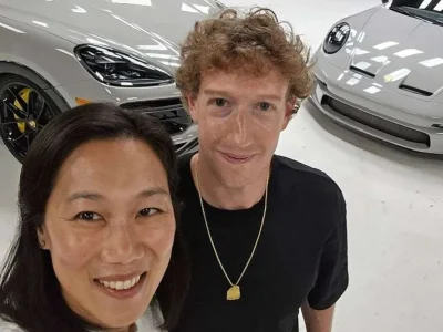 Mark Zuckerberg dan istri. Foto : Instagram/zuck