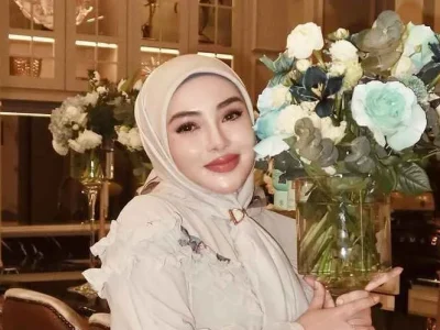 Potret Shella Saukia. Foto : Instagram/shellasaukiaofficial