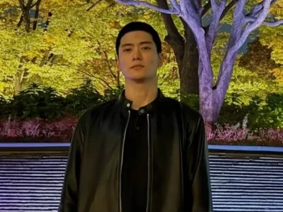 Jaehyun NCT pamer rambut cepak sebelum berangkat wamil. Foto: Dok. Instagram @_jeongjaehyun