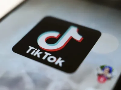 TikTok digugat oleh tujuh keluarga di Prancis. Foto: Dok. Kiichiro Sato/AP News)