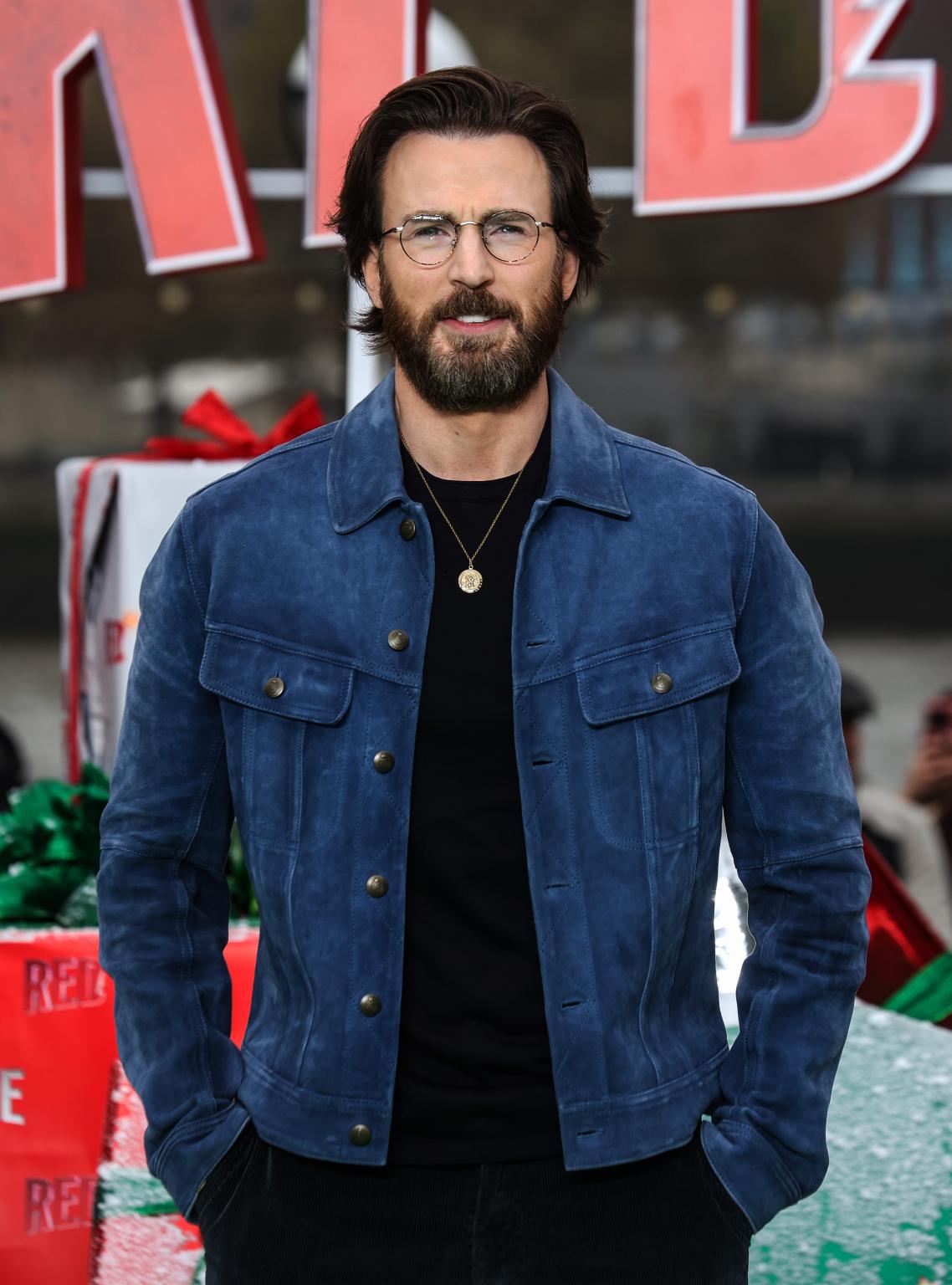 Chris Evans menghadiri premier film di London. Foto: Dok. Brett D. Cove/SplashNews