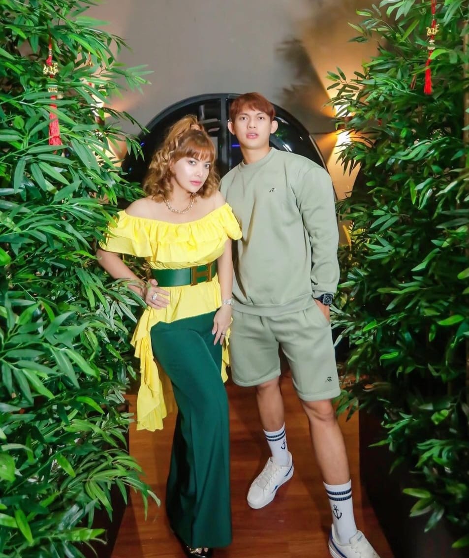 Irma Darmawangsa dan Irfan Sebastian. Foto: Dok. Instagram @irfansebaztian15
