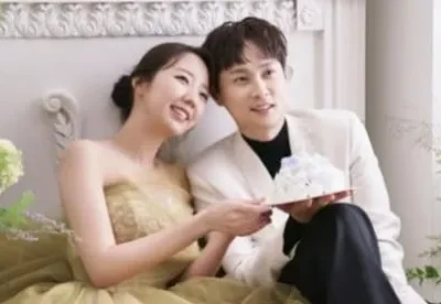 Min Kyung Hoon resmi menikah dengan Shin Ki Eun. Foto: Dok. Osen