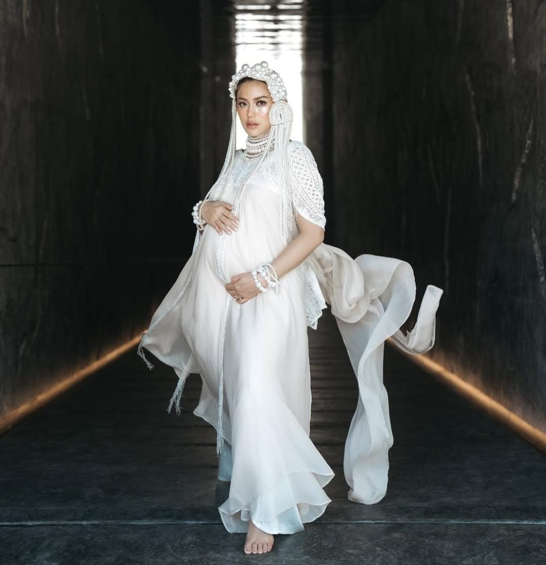 Maternity shoot ala Jessica Iskandar. Foto: Dok. Instagram @inijedar