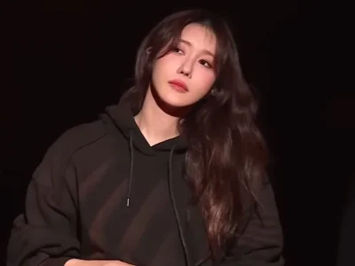 Lee Ji Ah sukses guncang panggung MAMA Awards 2024. Foto: Dok. YouTube Mnet K-POP