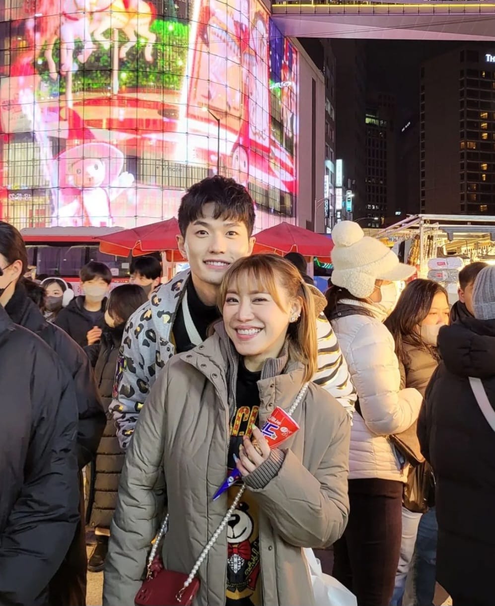 Liburan ke luar negeri tahun lalu. Foto: Dok. Instagram @leejeonghoon