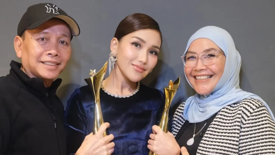 Biaya Perawatan Wajah Orangtua Ayu Ting Ting Setara 1 Mobil