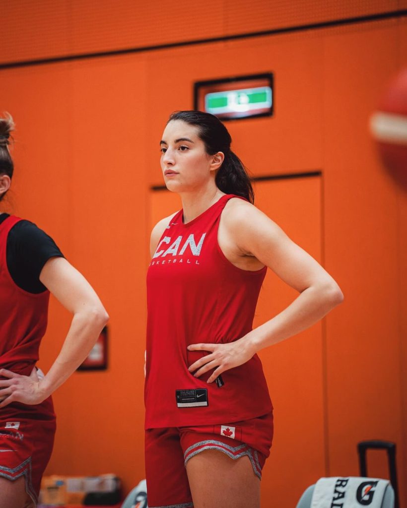 Potret saat di lapangan basket (Foto: Instagram/acekonig)