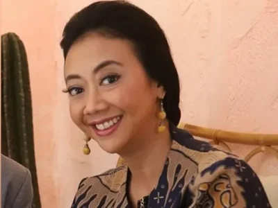 Asri Welas gugat cerai (Foto: Instagram/asri_welas)
