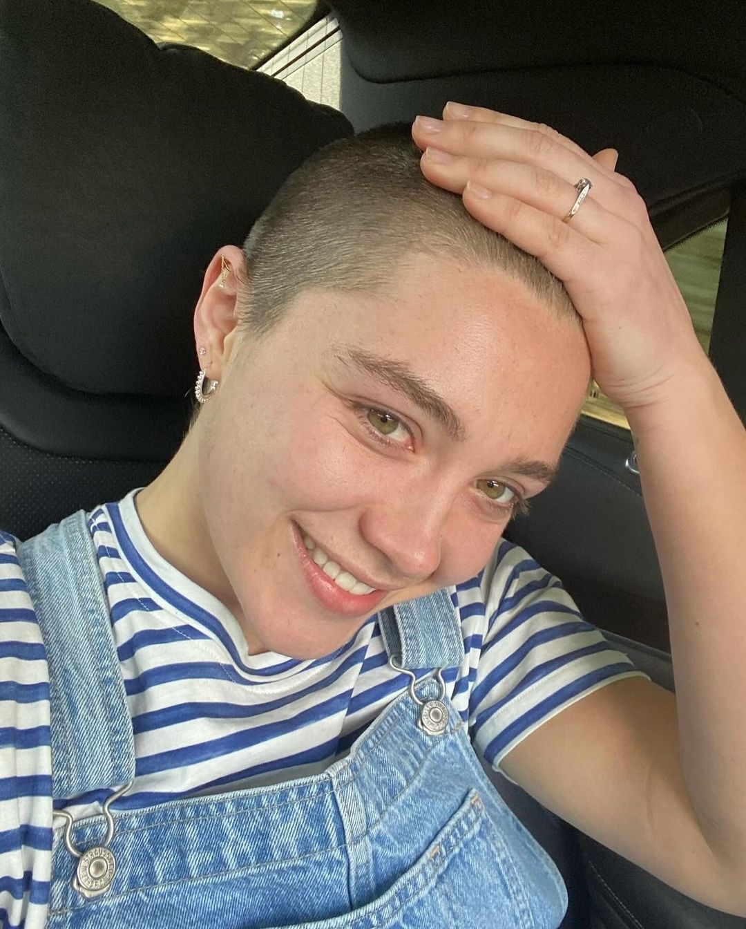 Florence Pugh totalitas cukur rambutnya (Foto: Instagram/florencepugh)