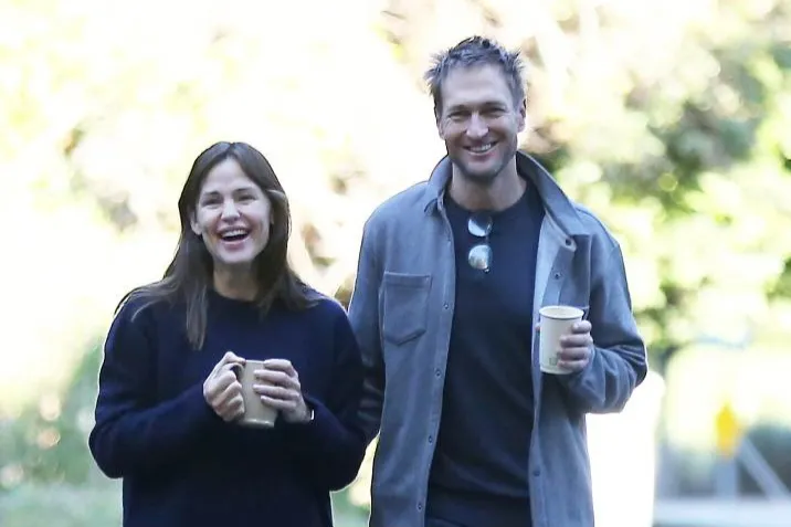 Jennifer Garner dan John Miller Nikmati Momen Bersama