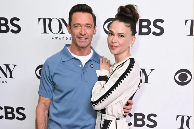 Potret Mesra Hugh Jackman dan Sutton Foster saat di Broadway