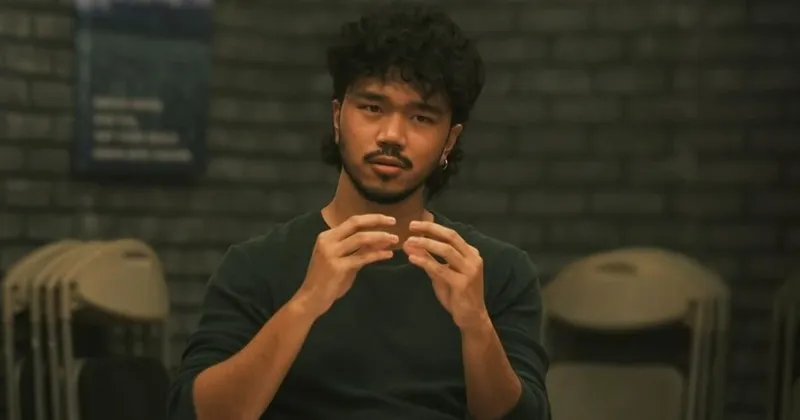 Ernest Prakasa Penuhi Janji, Debutkan Kristo Immanuel Jadi Sutradara di ‘Tinggal-Meninggal’