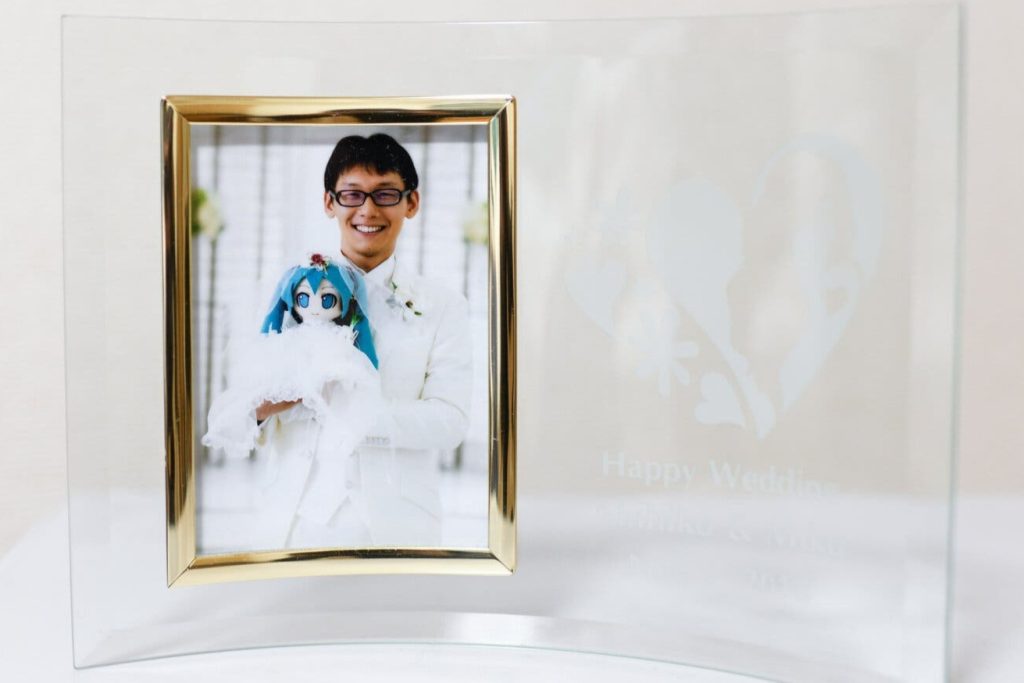 Foto pernikahan Kondo dan Miku di tahun 2018 (Foto: Noriko Hayashi/The New York Times)