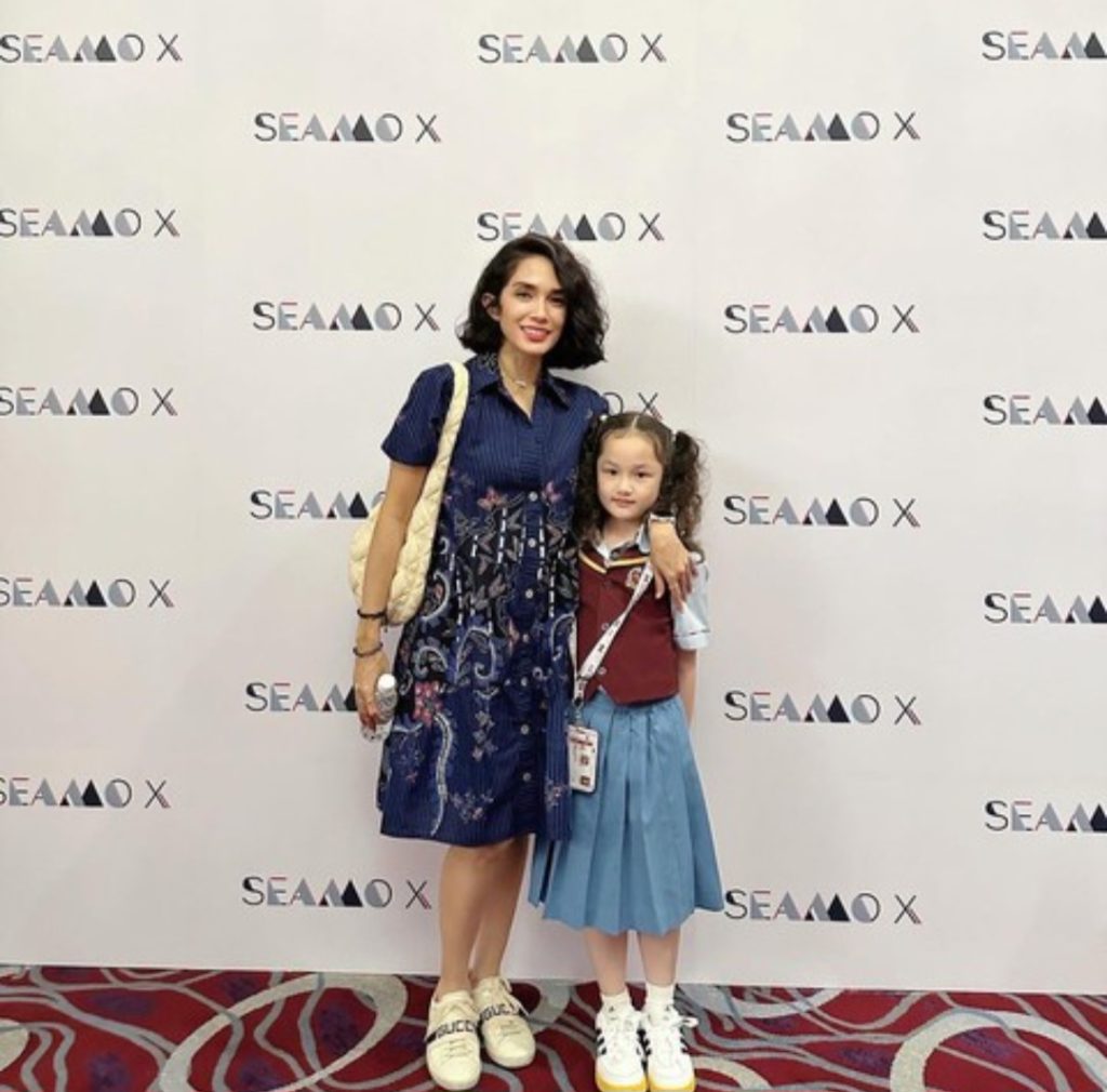 Sheva dan Ussy Sulistiawaty (Foto: Instagram/ussypratama)