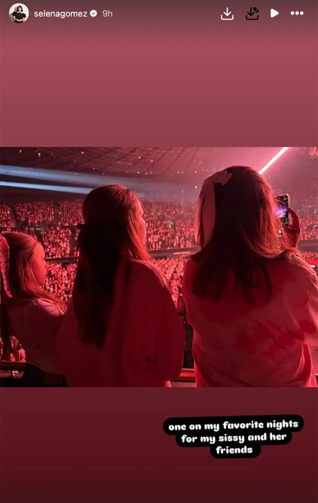 Unggahan story Instagram yang memperlihat adiknya (Foto: Instagram/selenagomez)