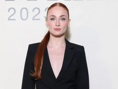 Sophie Turner akan berperan sebagai Lara Croft dalam serial terbaru 'Tomb Rider' (Foto: Instagram/sophiet)