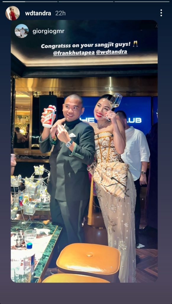 Frank Hutapea dan Winona Delany Tandra dalam acara Sangjit (Foto: Instagram/wdtandra)