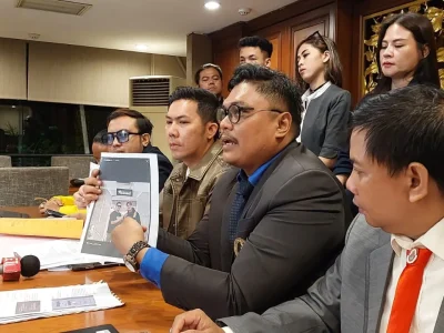 Kuasa Hukum Boni Anggara, Ferry Arya Putra SH. (Foto: Agnes/Nyata)