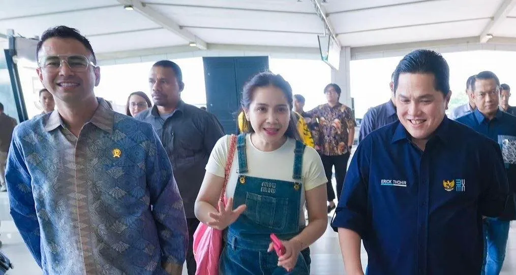 Busana Nagita Slavina Dikritik saat Dampingi Suami Bertemu Menteri
