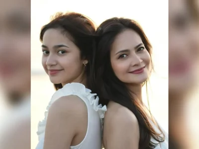 Potret Cut Tari bersama anak tercinta. Foto : Instagram/cuttaryofficial