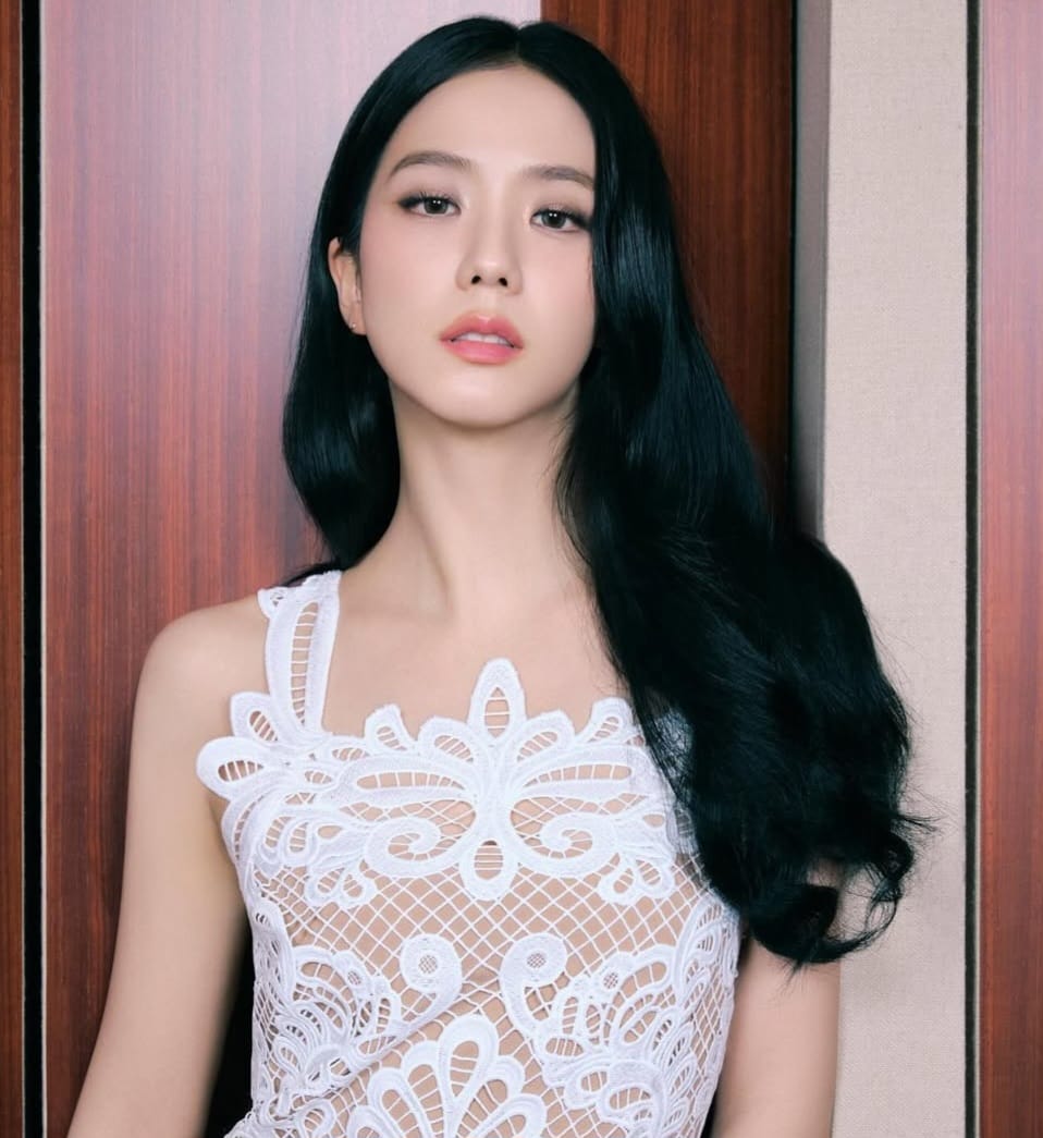 Jisoo BLACKPINK. Foto: Dok. Instagram @sooyaaa__